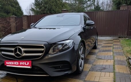 Mercedes-Benz E-Класс, 2019 год, 2 650 000 рублей, 2 фотография