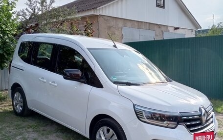 Renault Kangoo, 2021 год, 2 300 000 рублей, 9 фотография