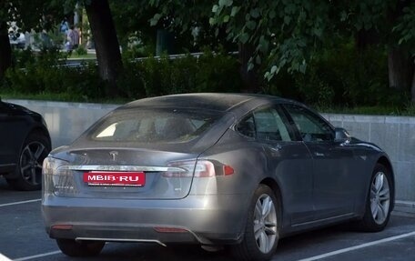 Tesla Model S I, 2013 год, 2 400 000 рублей, 2 фотография