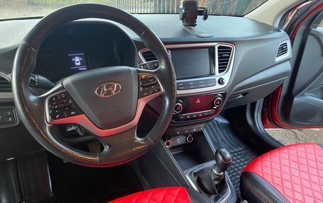 Hyundai Solaris II рестайлинг, 2019 год, 1 220 000 рублей, 8 фотография