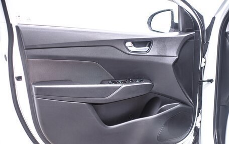 Hyundai Solaris II рестайлинг, 2017 год, 1 250 000 рублей, 7 фотография