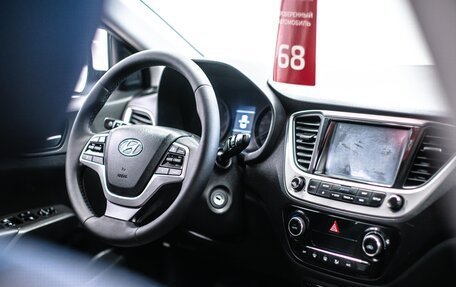 Hyundai Solaris II рестайлинг, 2017 год, 1 250 000 рублей, 17 фотография