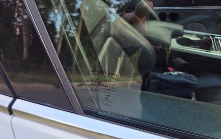 Jaguar XE I рестайлинг, 2015 год, 1 550 000 рублей, 13 фотография