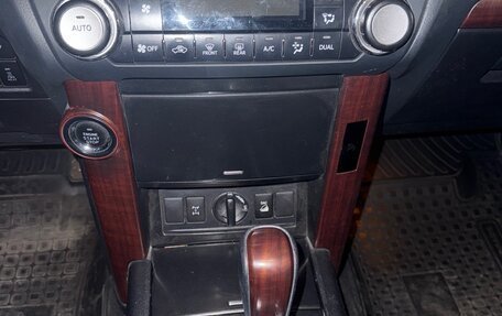 Toyota Land Cruiser Prado 150 рестайлинг 2, 2016 год, 4 700 000 рублей, 6 фотография