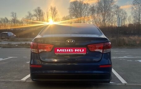 KIA Rio III рестайлинг, 2016 год, 865 000 рублей, 3 фотография