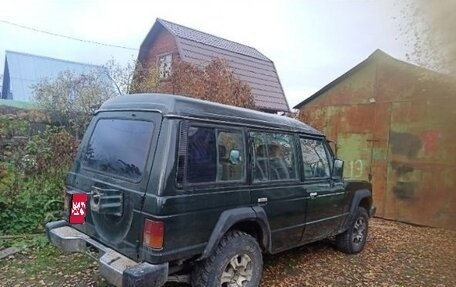 Mitsubishi Pajero III рестайлинг, 1985 год, 583 750 рублей, 4 фотография