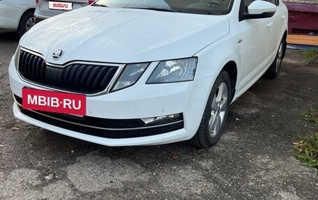 Skoda Octavia, 2019 год, 1 725 000 рублей, 2 фотография