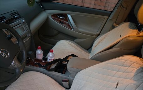 Toyota Camry, 2009 год, 1 330 000 рублей, 13 фотография