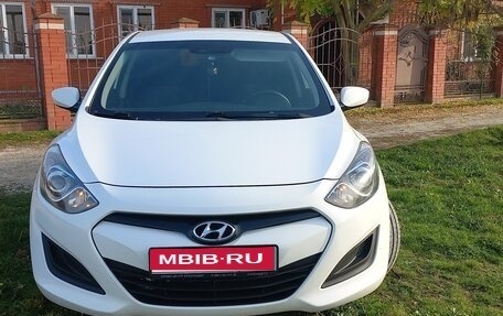 Hyundai i30 II рестайлинг, 2013 год, 1 390 000 рублей, 1 фотография