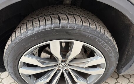 Volkswagen Touareg III, 2018 год, 4 100 000 рублей, 23 фотография