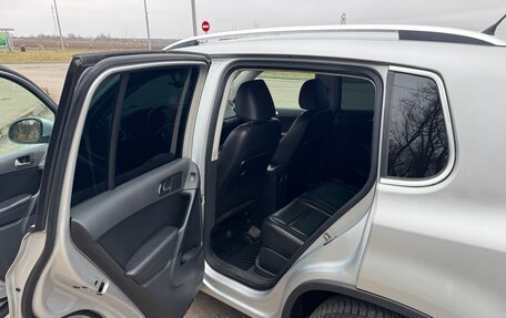 Volkswagen Tiguan I, 2010 год, 900 000 рублей, 10 фотография