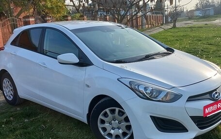 Hyundai i30 II рестайлинг, 2013 год, 1 390 000 рублей, 3 фотография