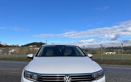 Volkswagen Passat B8 рестайлинг, 2016 год, 2 050 000 рублей, 3 фотография