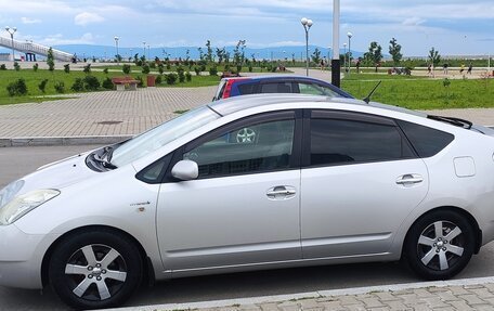 Toyota Prius, 2008 год, 750 000 рублей, 13 фотография