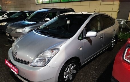 Toyota Prius, 2008 год, 750 000 рублей, 2 фотография