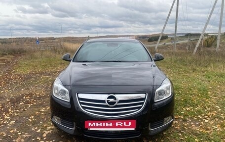 Opel Insignia II рестайлинг, 2010 год, 940 000 рублей, 2 фотография