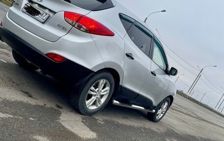 Hyundai ix35 I рестайлинг, 2011 год, 910 000 рублей, 3 фотография