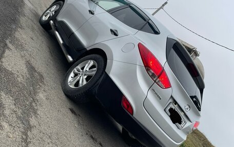 Hyundai ix35 I рестайлинг, 2011 год, 910 000 рублей, 6 фотография