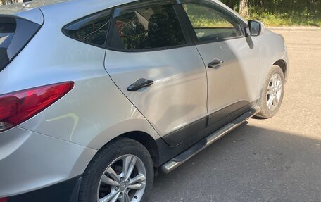 Hyundai ix35 I рестайлинг, 2011 год, 910 000 рублей, 15 фотография