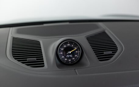 Porsche Cayenne III, 2025 год, 32 990 000 рублей, 17 фотография