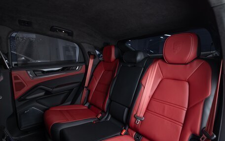 Porsche Cayenne III, 2025 год, 32 990 000 рублей, 30 фотография