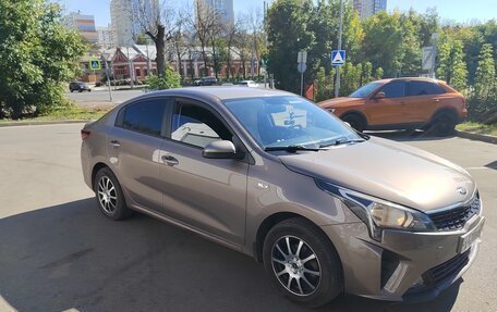 KIA Rio IV, 2020 год, 850 000 рублей, 2 фотография