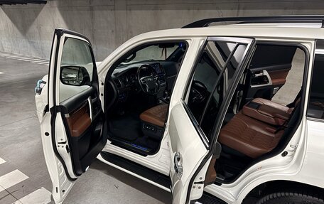 Toyota Land Cruiser 200, 2018 год, 7 500 000 рублей, 22 фотография