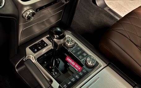 Toyota Land Cruiser 200, 2018 год, 7 500 000 рублей, 21 фотография