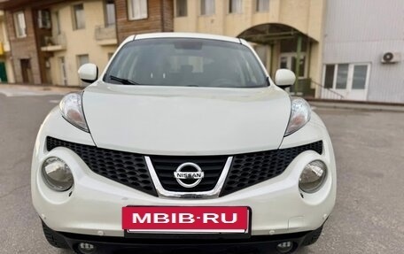 Nissan Juke II, 2011 год, 1 099 000 рублей, 7 фотография