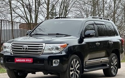 Toyota Land Cruiser 200, 2013 год, 3 150 000 рублей, 1 фотография