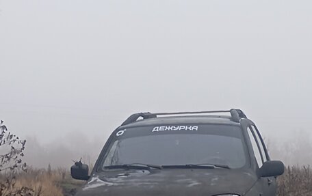 Chevrolet Niva I рестайлинг, 2007 год, 255 555 рублей, 1 фотография