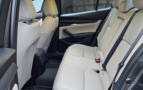 Mazda 3, 2019 год, 2 200 000 рублей, 12 фотография