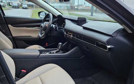 Mazda 3, 2019 год, 2 200 000 рублей, 11 фотография