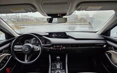 Mazda 3, 2019 год, 2 200 000 рублей, 13 фотография