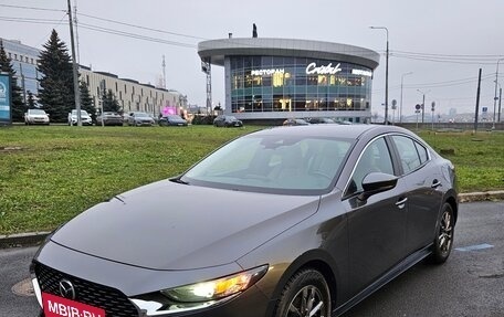 Mazda 3, 2019 год, 2 200 000 рублей, 4 фотография