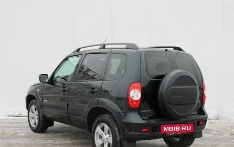 Chevrolet Niva I рестайлинг, 2018 год, 900 000 рублей, 6 фотография