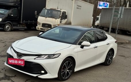 Toyota Camry, 2020 год, 1 675 000 рублей, 5 фотография