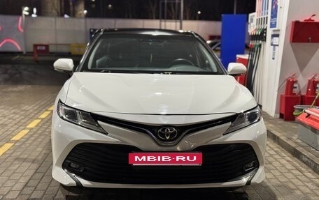 Toyota Camry, 2020 год, 1 675 000 рублей, 18 фотография