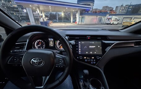 Toyota Camry, 2020 год, 1 675 000 рублей, 24 фотография