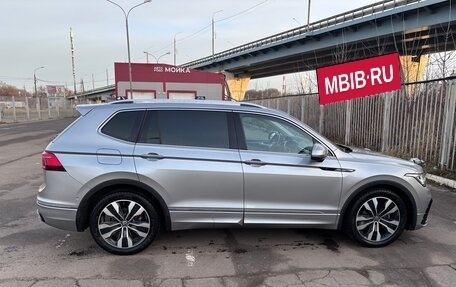 Volkswagen Tiguan II, 2021 год, 4 400 000 рублей, 2 фотография