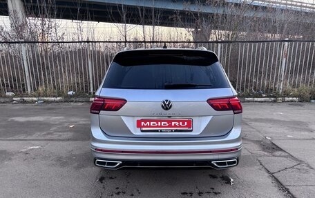 Volkswagen Tiguan II, 2021 год, 4 400 000 рублей, 5 фотография