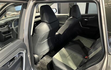 Toyota RAV4, 2025 год, 4 350 000 рублей, 9 фотография