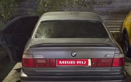 BMW 5 серия, 1990 год, 250 000 рублей, 2 фотография