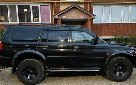 Mitsubishi Pajero Sport II рестайлинг, 2004 год, 1 000 000 рублей, 2 фотография