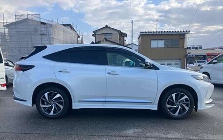 Toyota Harrier, 2020 год, 2 449 000 рублей, 3 фотография