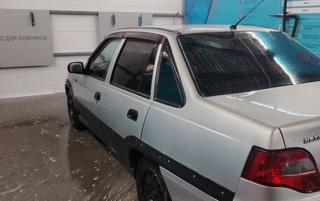 Daewoo Nexia I рестайлинг, 2010 год, 100 000 рублей, 5 фотография