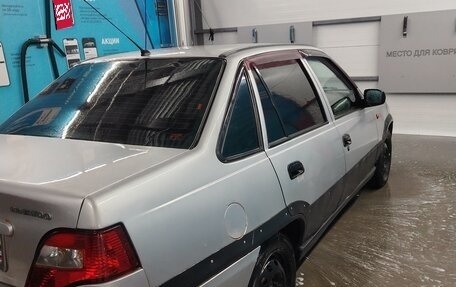 Daewoo Nexia I рестайлинг, 2010 год, 100 000 рублей, 9 фотография