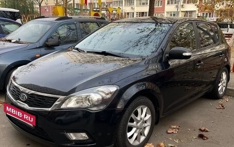 KIA cee'd I рестайлинг, 2011 год, 745 000 рублей, 3 фотография
