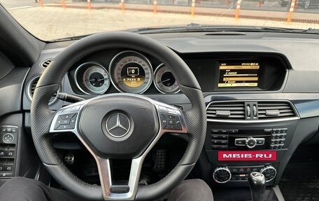 Mercedes-Benz C-Класс, 2011 год, 1 400 000 рублей, 8 фотография