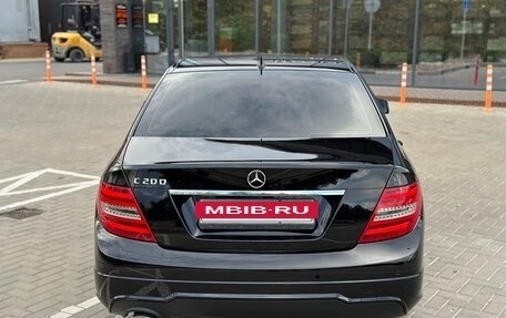 Mercedes-Benz C-Класс, 2011 год, 1 400 000 рублей, 5 фотография